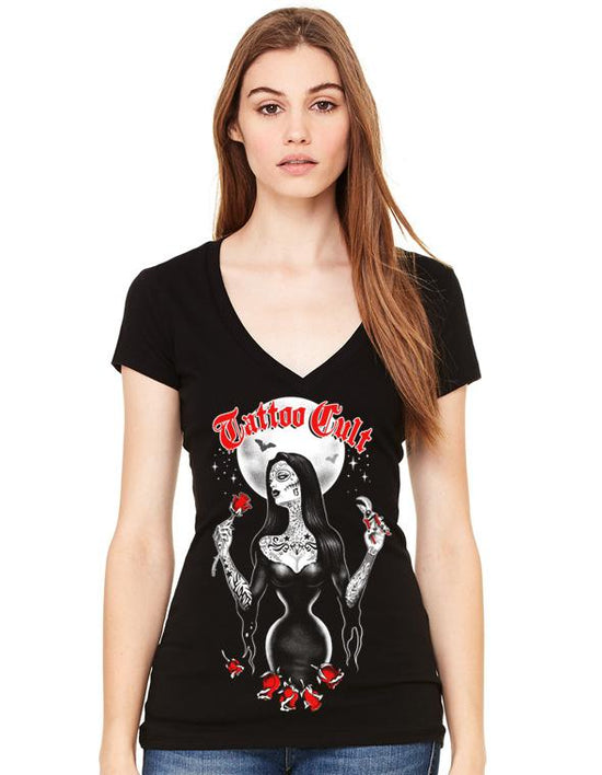 T-shirt femme Tattoo Cult Col V Morticia Cult